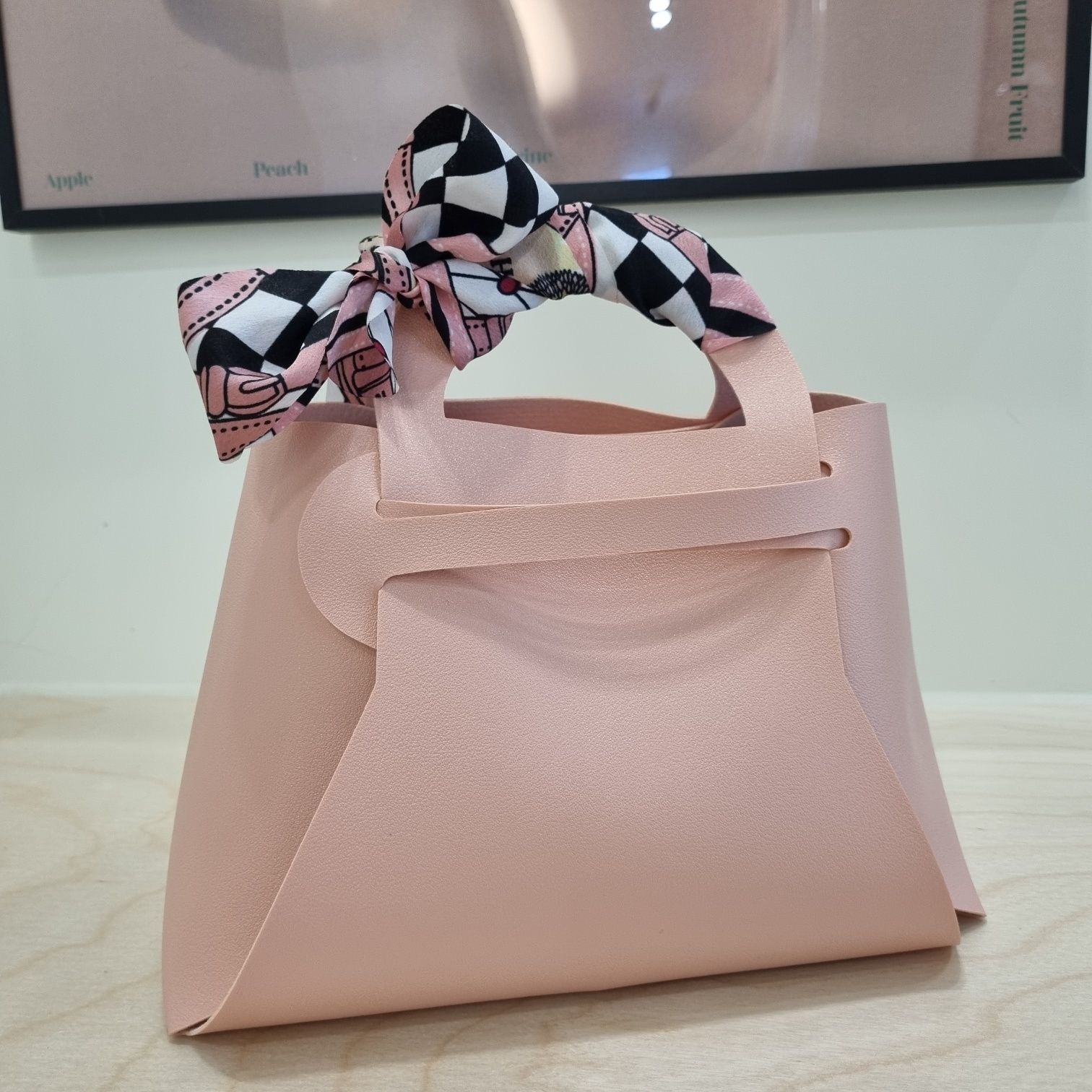 K-beauty Bag for Dewy & Moisturized Skin